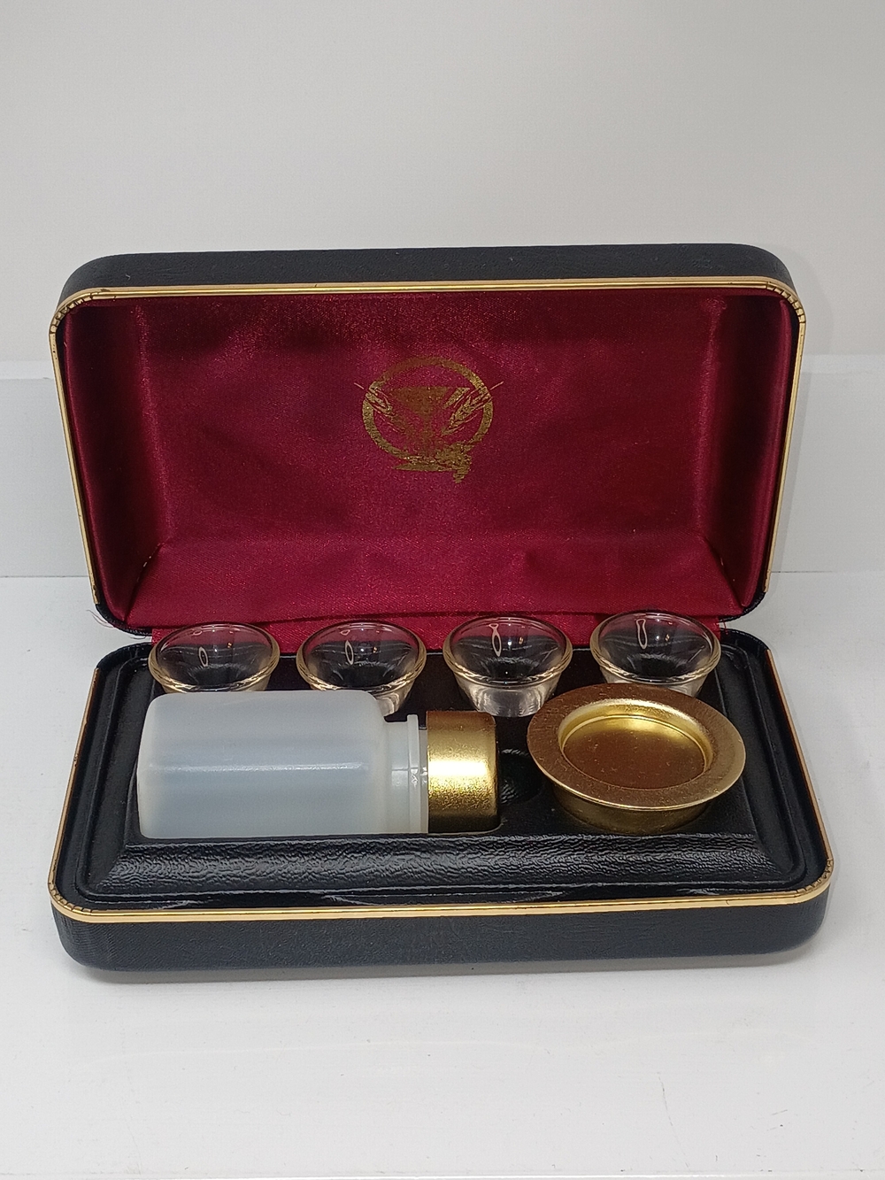 Personal Communion Set - Picture 2 of 11